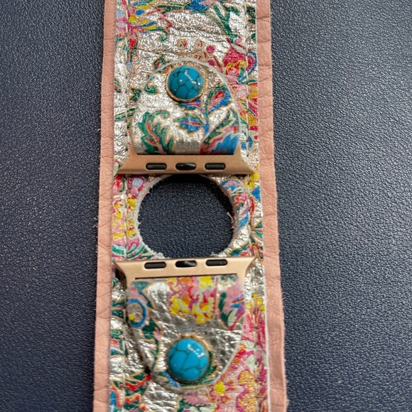 Spark’l Giardino Cuff Band with Pink Lining - Picture 4 of 4